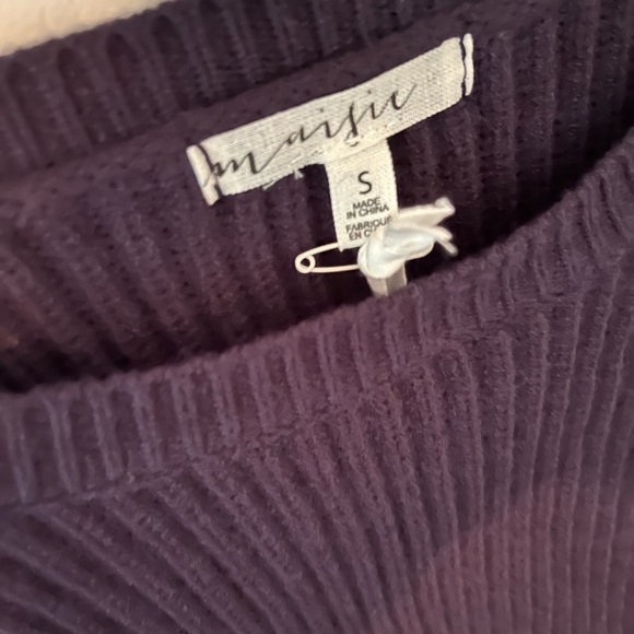 Maisie Peter Bishop Sleeve Sweater - Picture 2 of 8